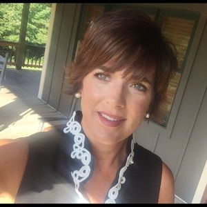 Meet your Posher, Rhonda